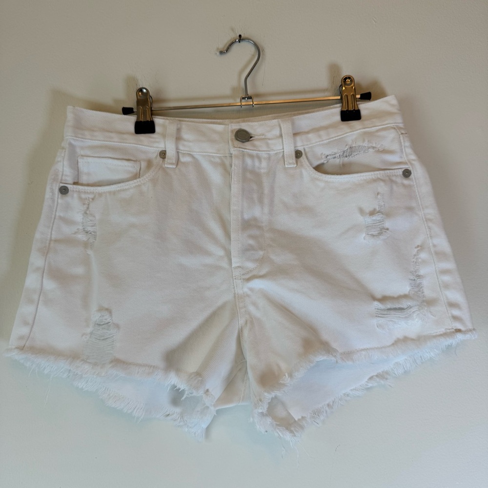 Blank NYC White Distressed Jean Shorts 0047